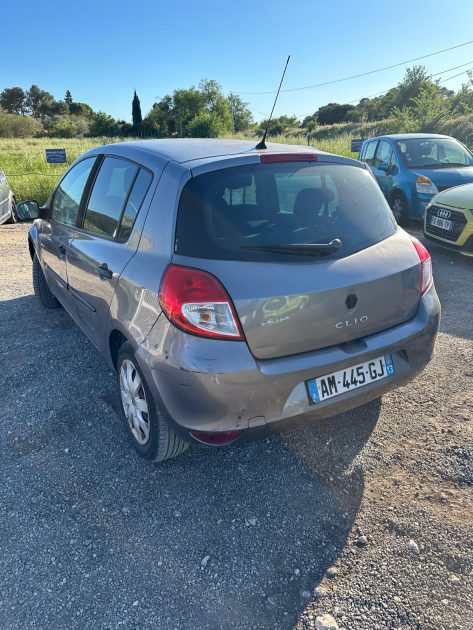 RENAULT CLIO III 2010