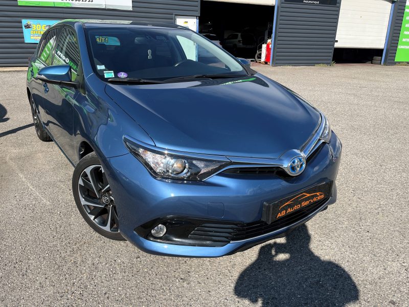 TOYOTA AURIS 2017