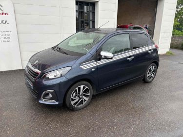 PEUGEOT 108 