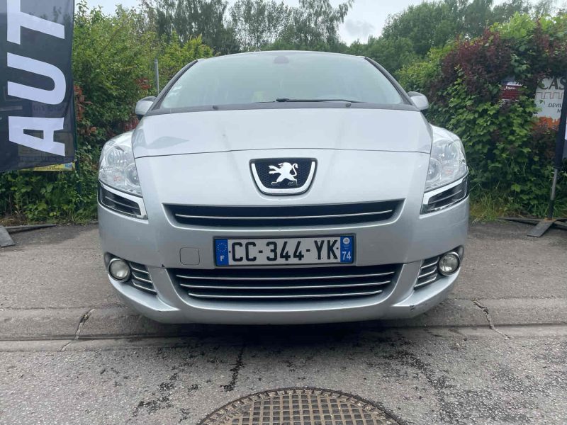 PEUGEOT 5008 1.6HDI 110CV