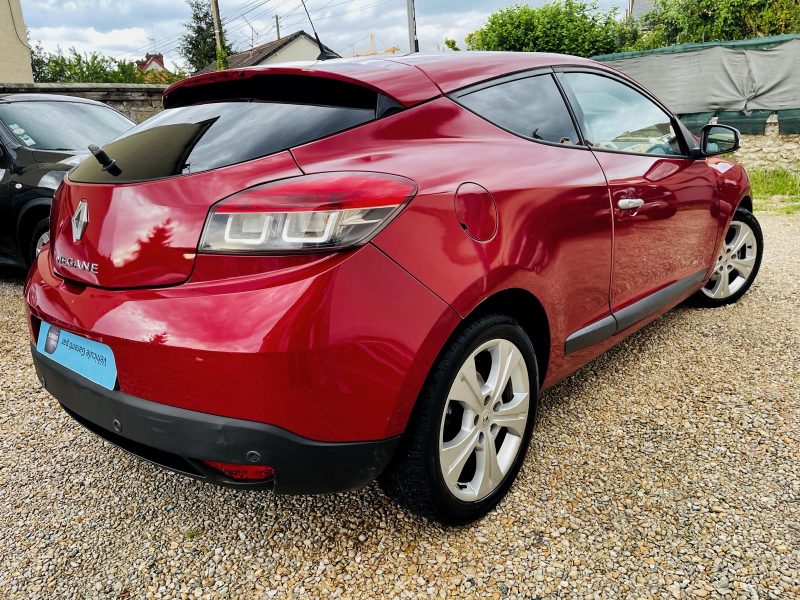 RENAULT MEGANE III COUPE 2010