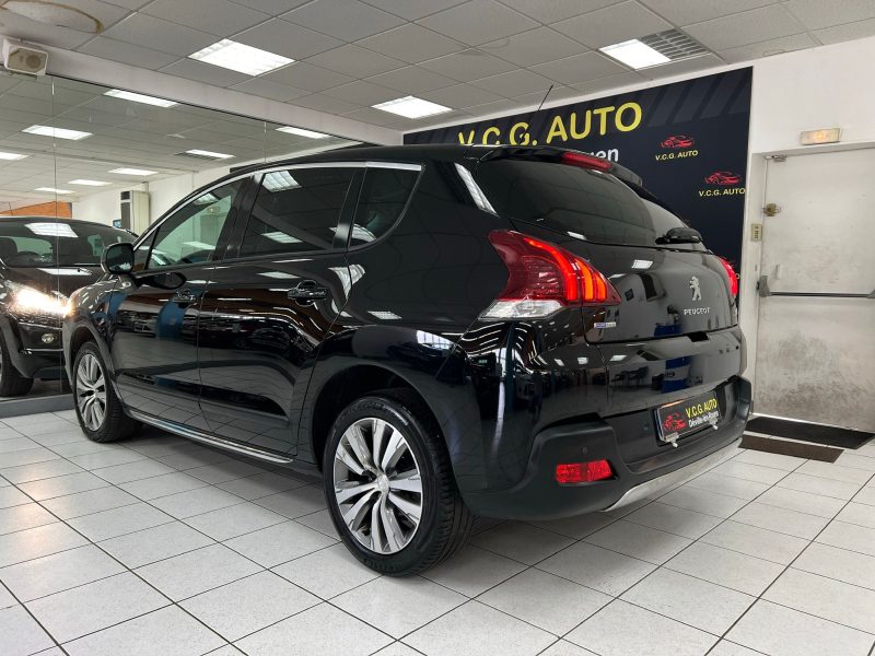 PEUGEOT 3008 Monospace 1.2 PURETECH 130CH S&S ALLURE