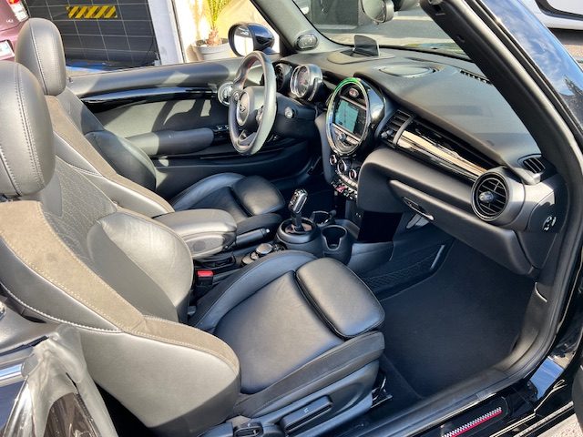 Mini John Cooper Works Cabriolet 231 ch BVA8 Edition Premium Plus (CarPlay, caméra, bluetooth)