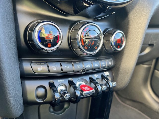 Mini John Cooper Works Cabriolet 231 ch BVA8 Edition Premium Plus (CarPlay, caméra, bluetooth)