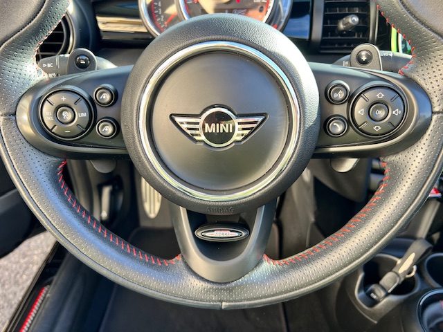 Mini John Cooper Works Cabriolet 231 ch BVA8 Edition Premium Plus (CarPlay, caméra, bluetooth)