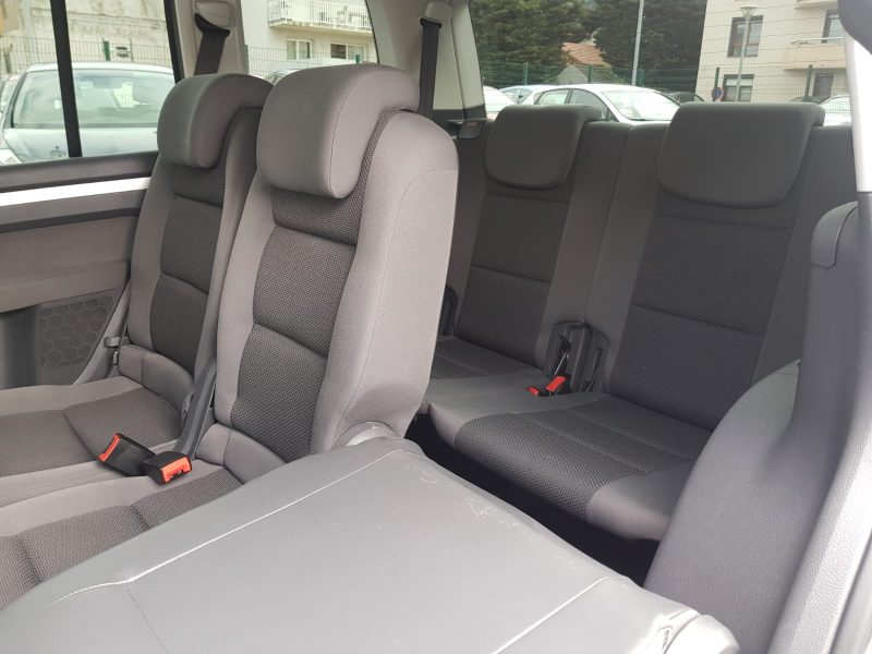 VOLKSWAGEN TOURAN 1.6 TDi 105CV TRENDLINE 7PLACES