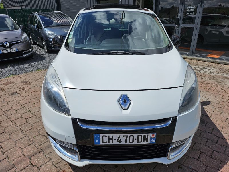 RENAULT SCENIC III 1.5 dCi 110cv "BOSE Edition" Boite Auto / REVISER_GARANTIE