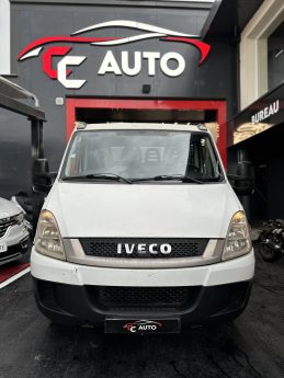 IVECO DAILY V Fourgon 2011