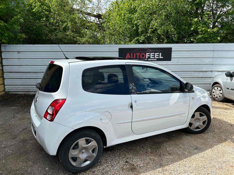 RENAULT TWINGO 2009