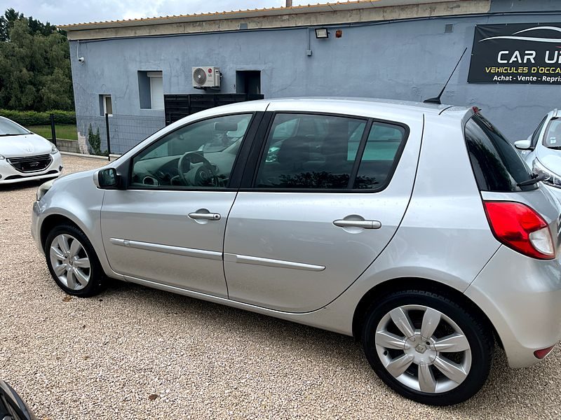 RENAULT CLIO III 2010