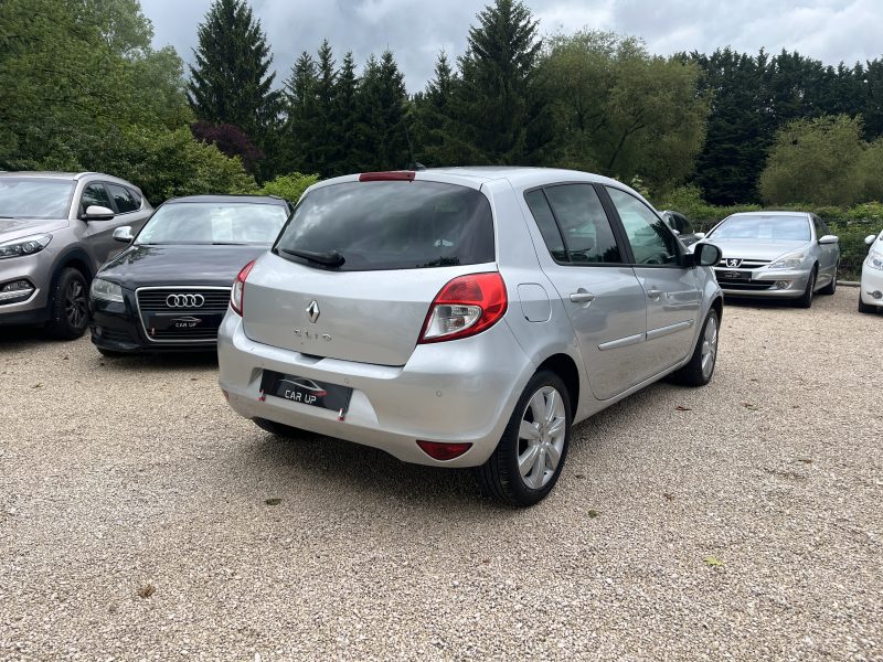 RENAULT CLIO III 2010