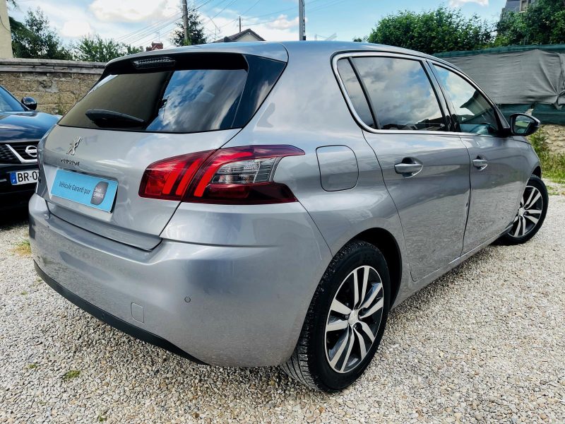 PEUGEOT 308 2018