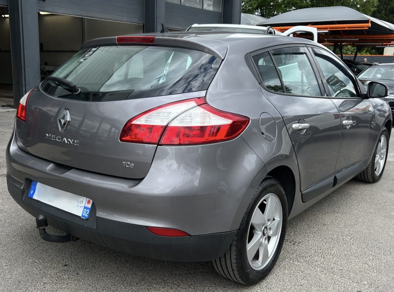 RENAULT MEGANE 3 III 1.4 TCE 130 Cv BLUETOOTH ATTELAGE 5 PORTES CRIT AIR 1 - GARANTIE 1 AN 