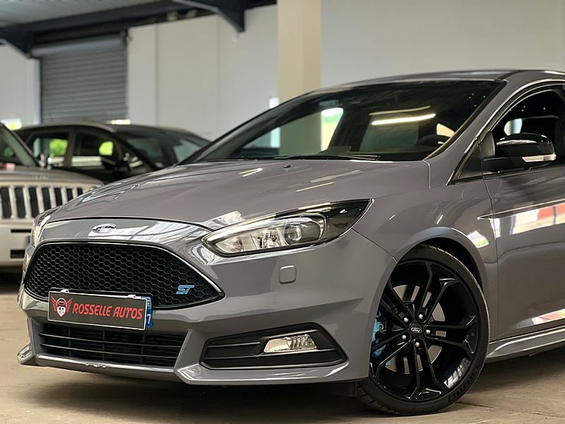 FORD FOCUS ST 2.0 250CH ECOBOOST MAXTON