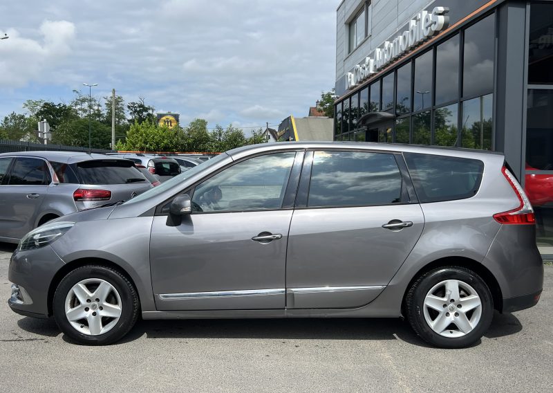 RENAULT GRAND SCENIC III (3) 1.5 DCI 110 Cv 7 PLACES / GPS BLUETOOTH 97 900 Kms - GARANTIE 1 AN