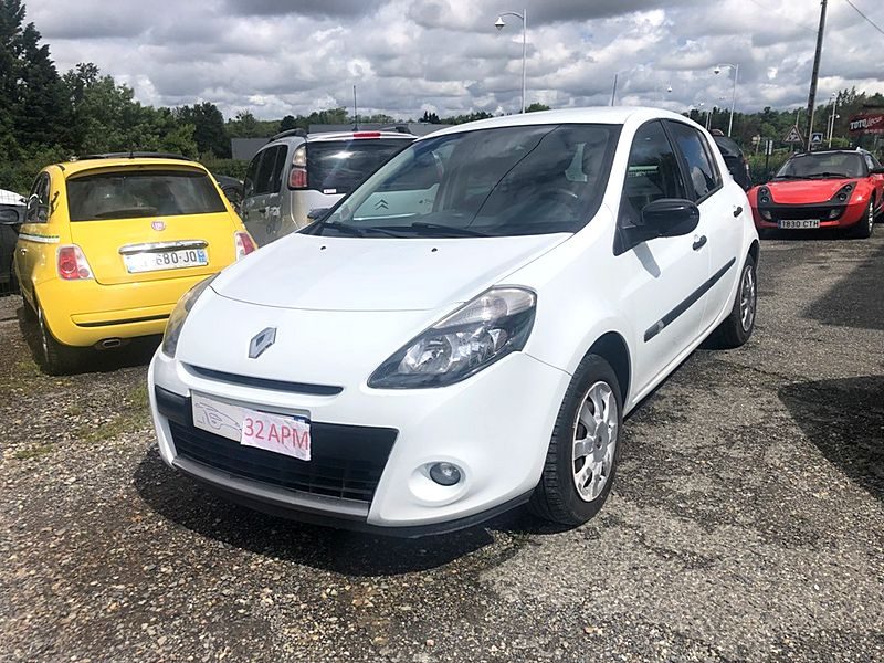 RENAULT CLIO III 2012