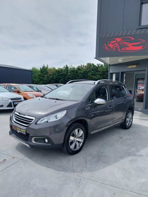 PEUGEOT 2008 1.2 PureTech 110 Allure