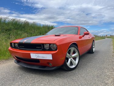 DODGE CHALLENGER SRT8 6.1