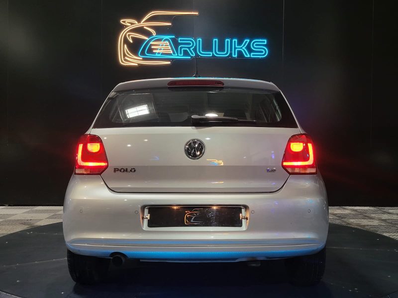 VOLKSWAGEN POLO V 1.4 16V 85cv Trendline Boîte Auto DSG