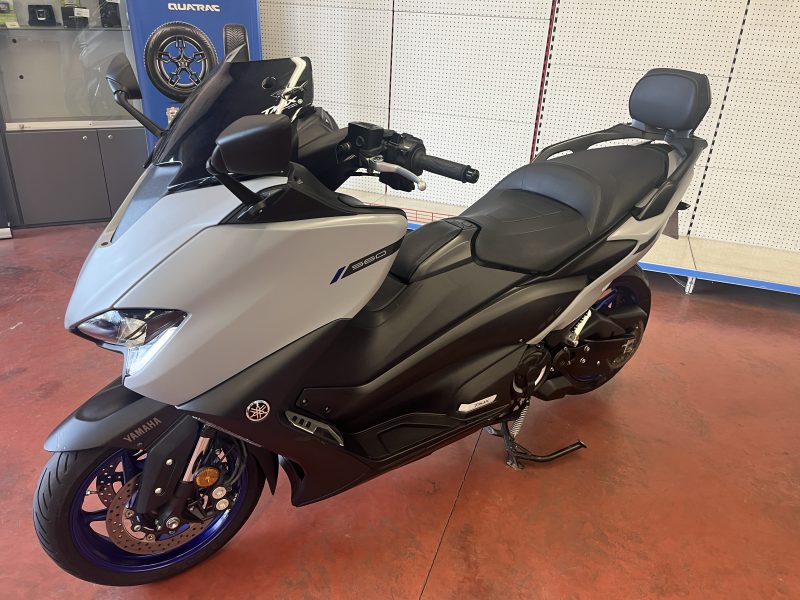 YAMAHA T-MAX 560 2020 GRIS BLEU