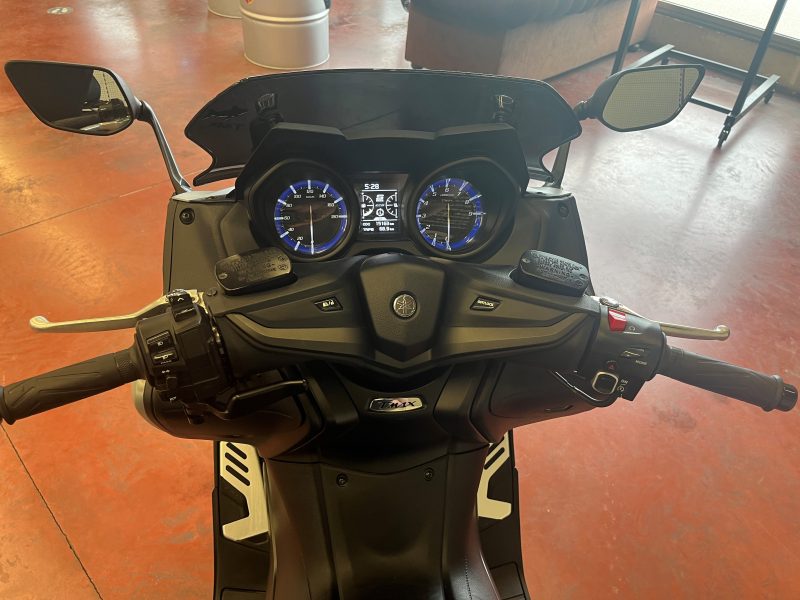 YAMAHA T-MAX 560 2020 GRIS BLEU