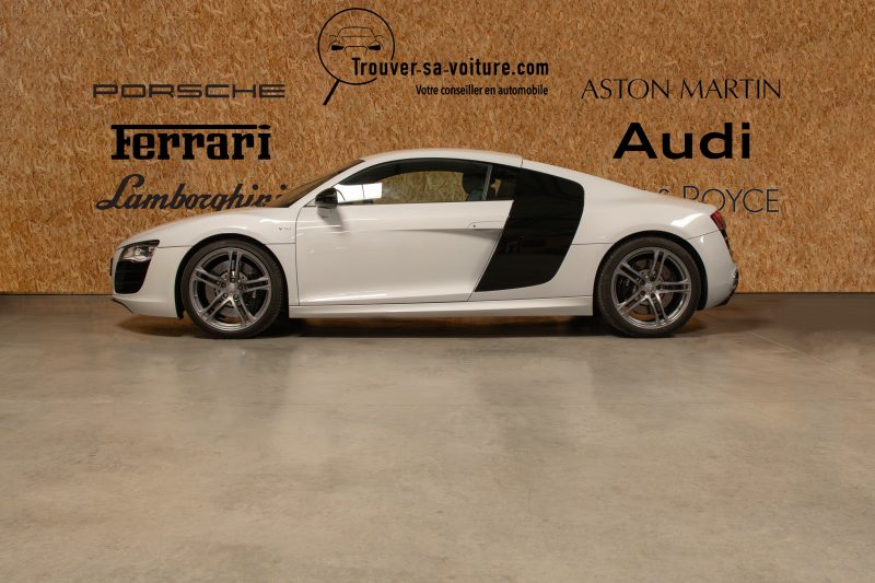 AUDI R8  2009