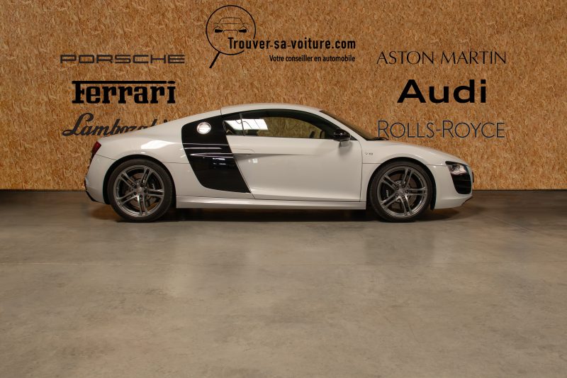 AUDI R8  2009