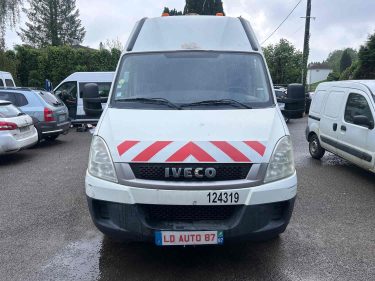 IVECO DAILY V Fourgon 2011