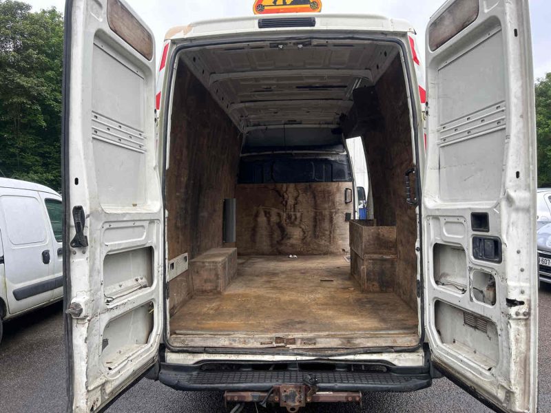 IVECO DAILY V Fourgon 2011