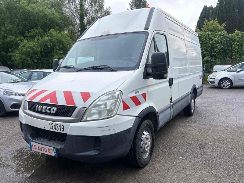 IVECO DAILY V Fourgon 2011