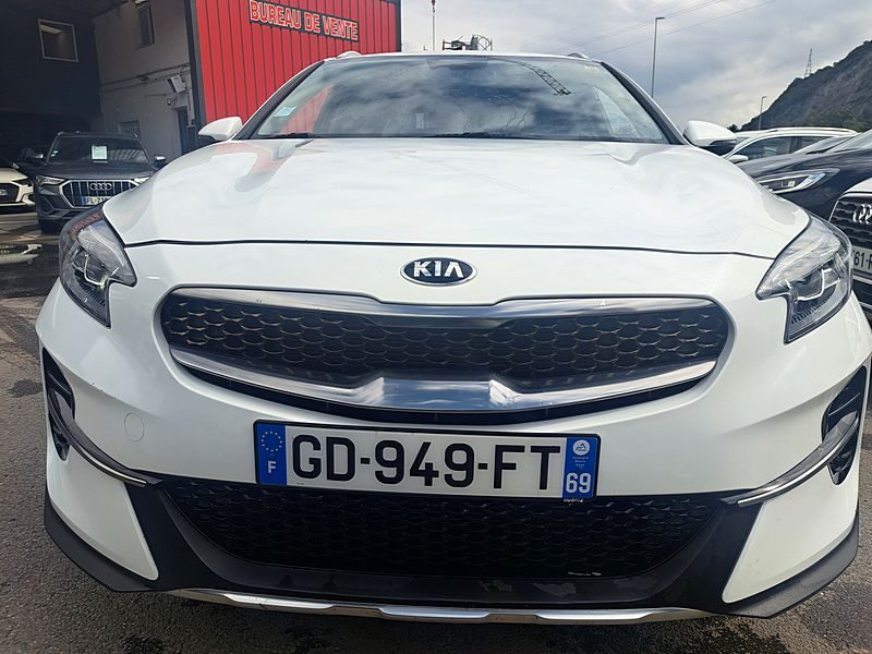 KIA XCEED 2021