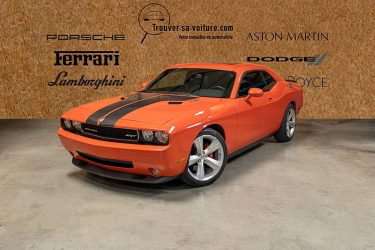 DODGE CHALLENGER SRT V8 6.1 L 425 ch