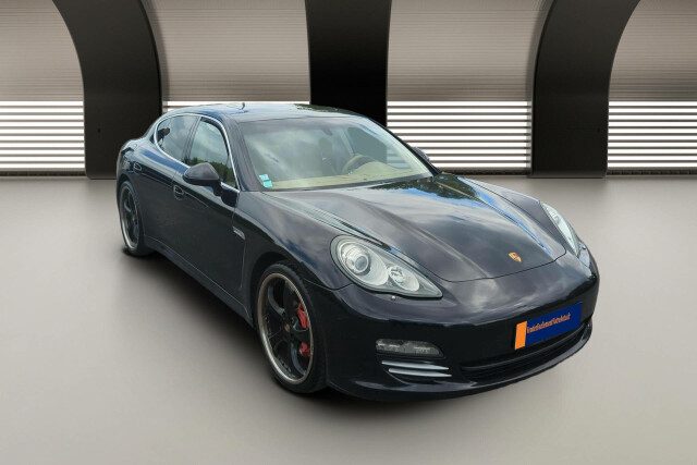 PORSCHE PANAMERA 4S 4.8L V8 400ch