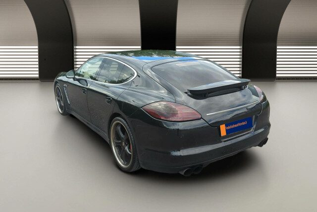 PORSCHE PANAMERA 4S 4.8L V8 400ch