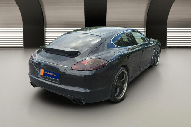 PORSCHE PANAMERA 4S 4.8L V8 400ch