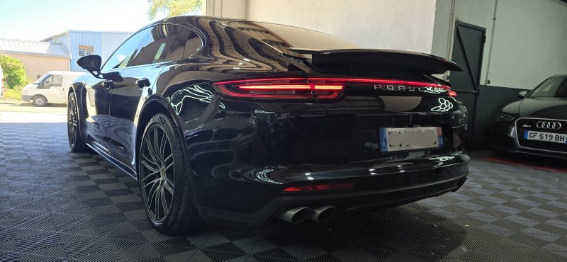 PORSCHE PANAMERA 2017