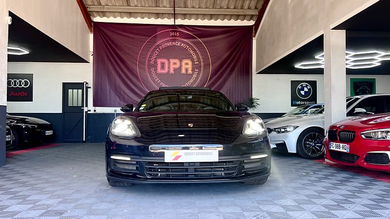 PORSCHE PANAMERA 2017