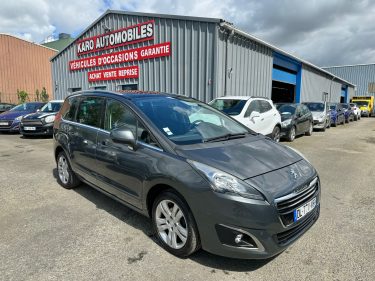 Peugeot 5008 1.6 hdi 115 " 7 places"