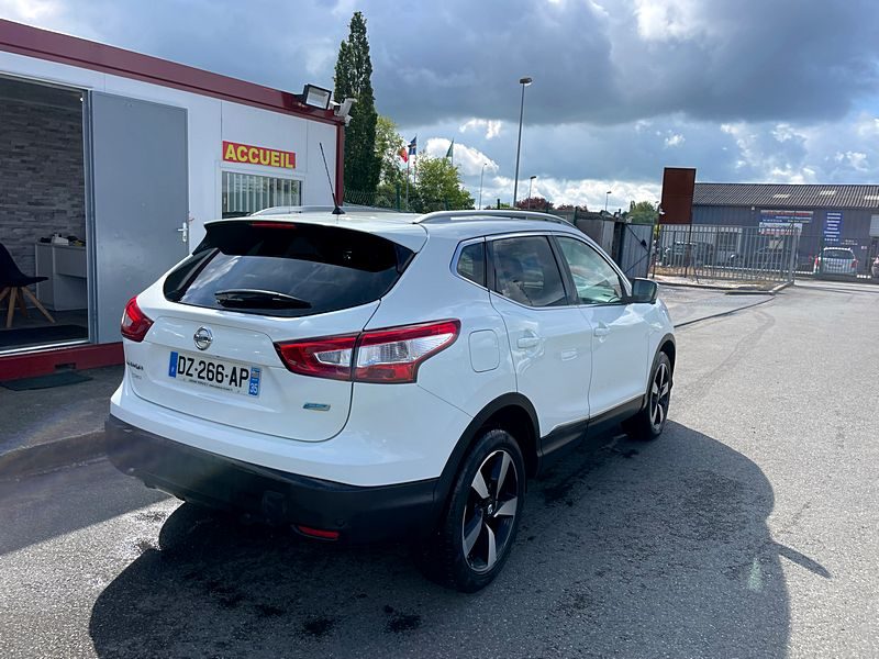 NISSAN QASHQAI II SUV 2016