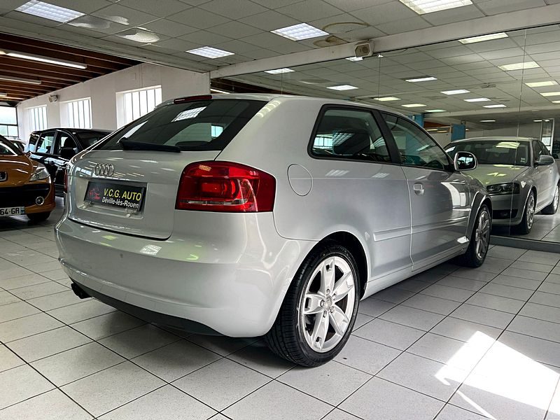 AUDI A3 1.9 TDI 105cv AMBITION