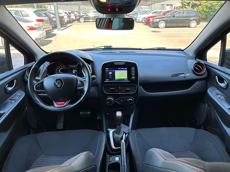 RENAULT CLIO 2018 1.6 TURBO 220 RS TROPHY EDC