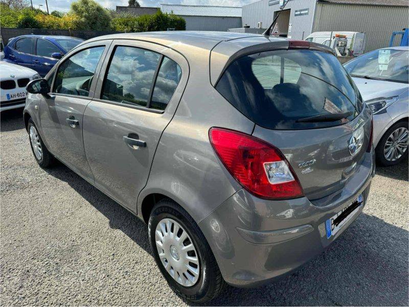 OPEL CORSA D 1.2I 85CH 2014