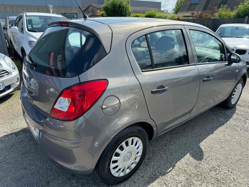 OPEL CORSA D 1.2I 85CH 2014