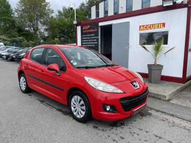 PEUGEOT 207 2010