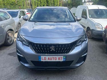 PEUGEOT 3008  2020