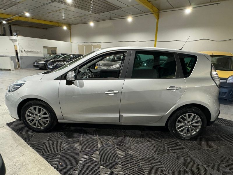 RENAULT SCENIC III 2013