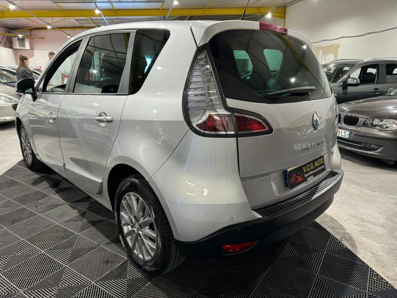 RENAULT SCENIC III 2013