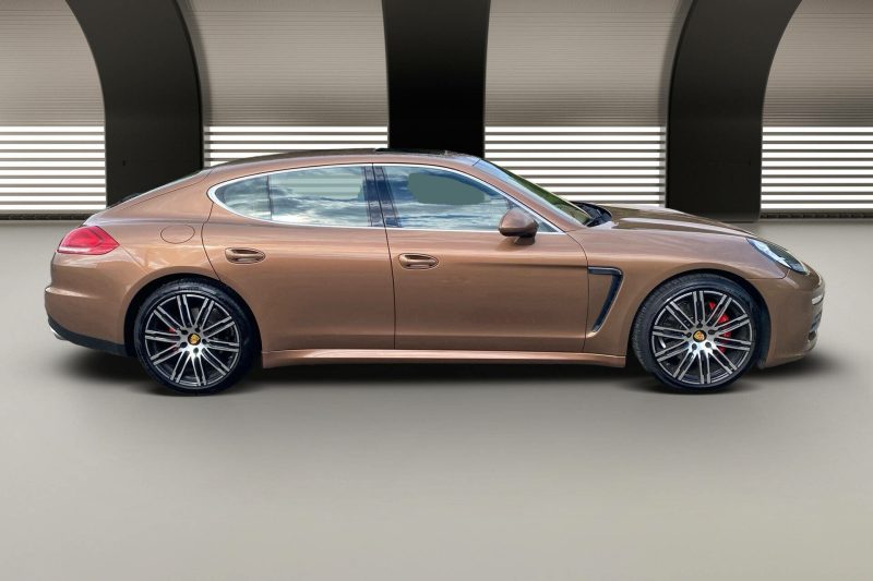 PORSCHE PANAMERA 2014