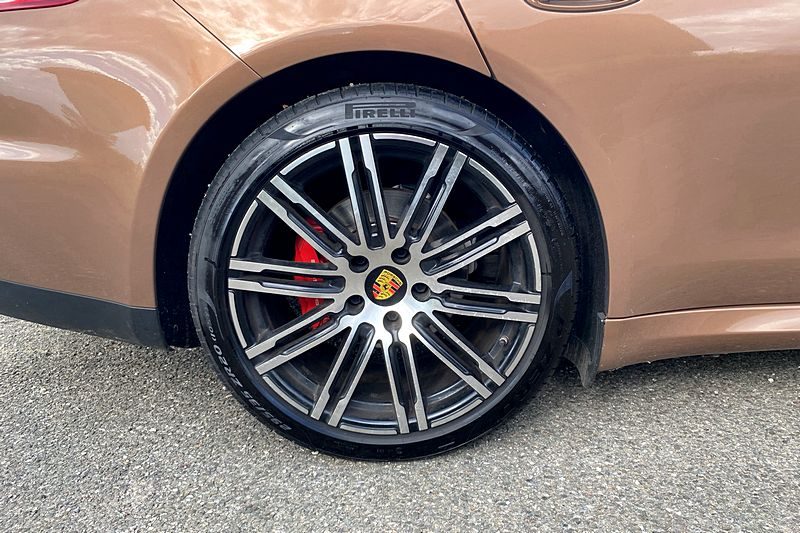 PORSCHE PANAMERA 2014