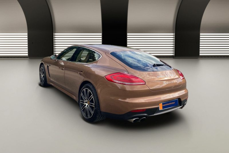 PORSCHE PANAMERA 2014